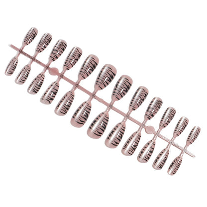Künstlerisches Druck-Nagelset mit Tigerstreifen-Design Brehn