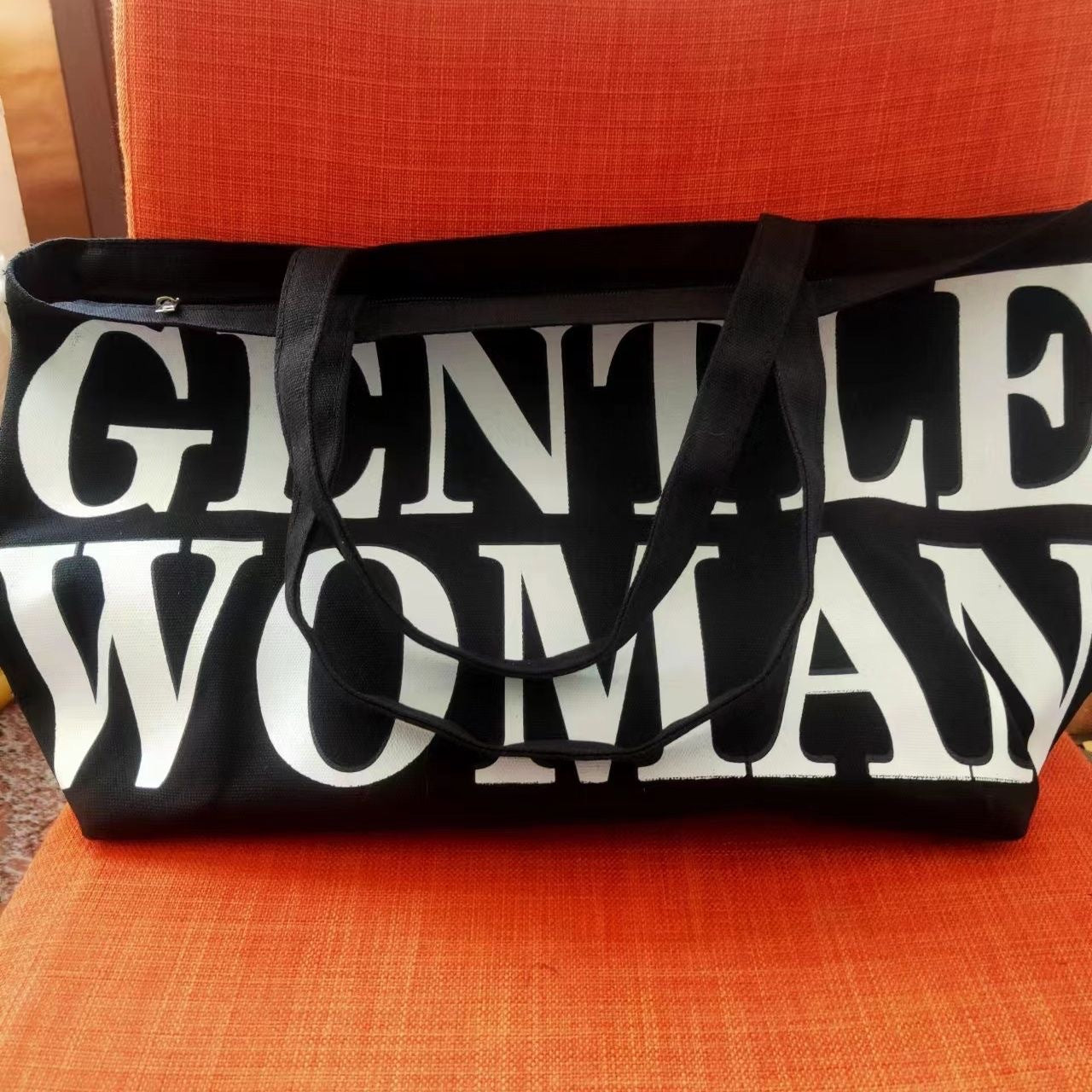 Modische Baumwolltasche mit Auffälligem Schriftzug Brehn