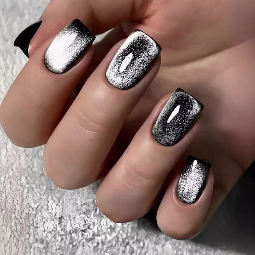 Elegantes Glänzendes Press-On Nagelset Brehn