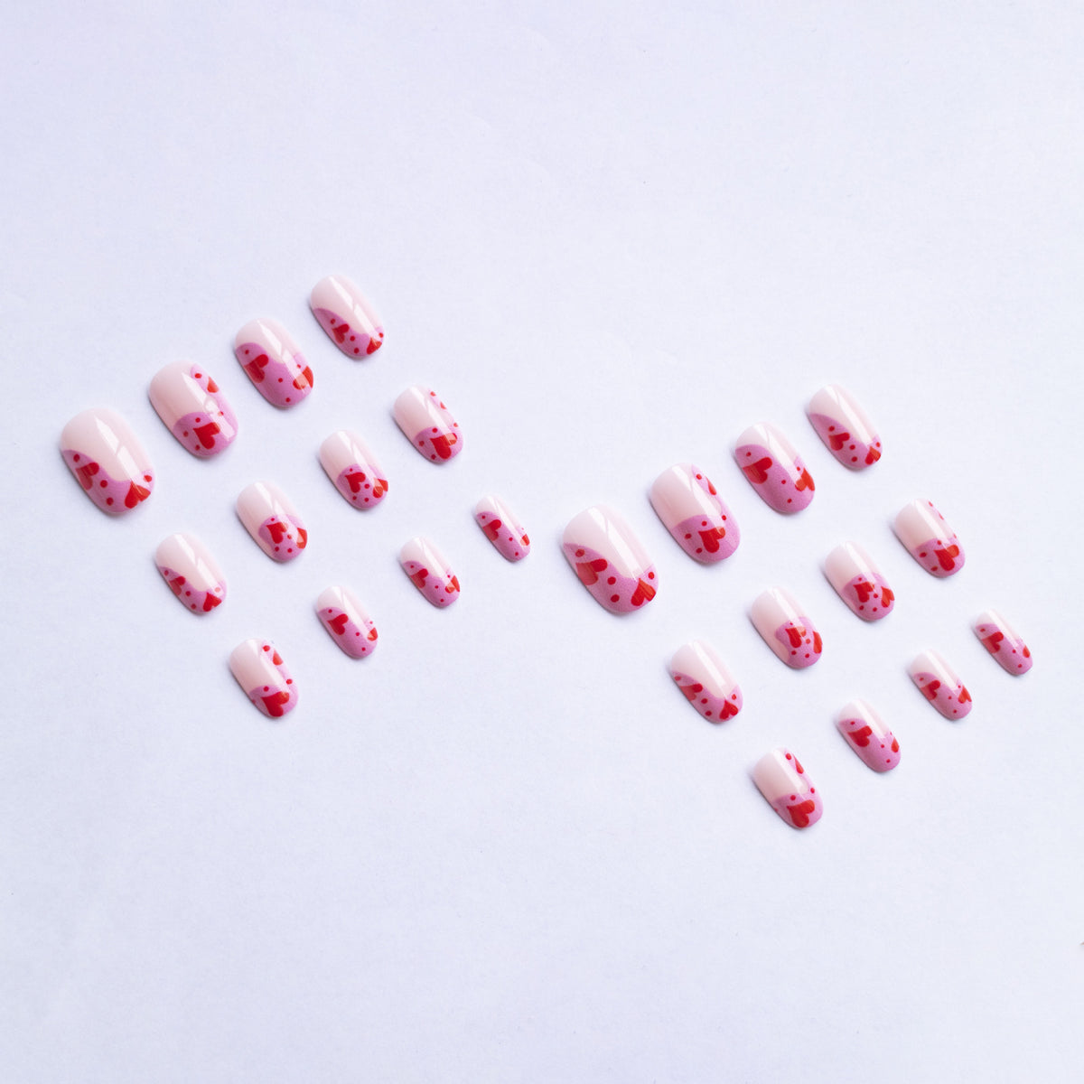 Herz Muster Nagelkunst