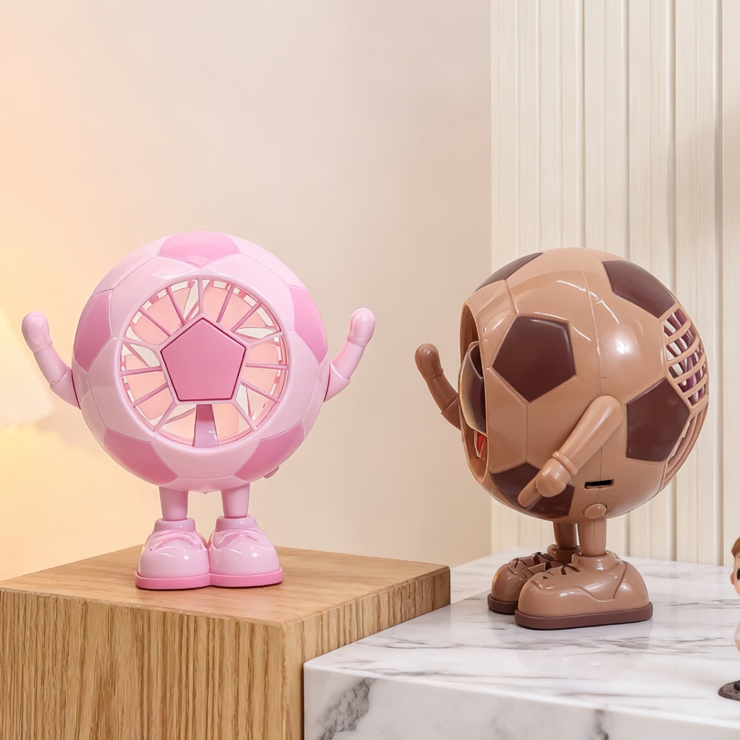 Damen kreativer Tischventilator im Fußballstil Brehn