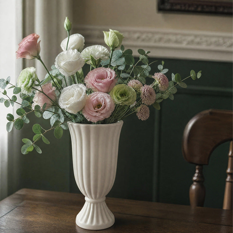 Majestätische gerippte dekorative Vase Brehn