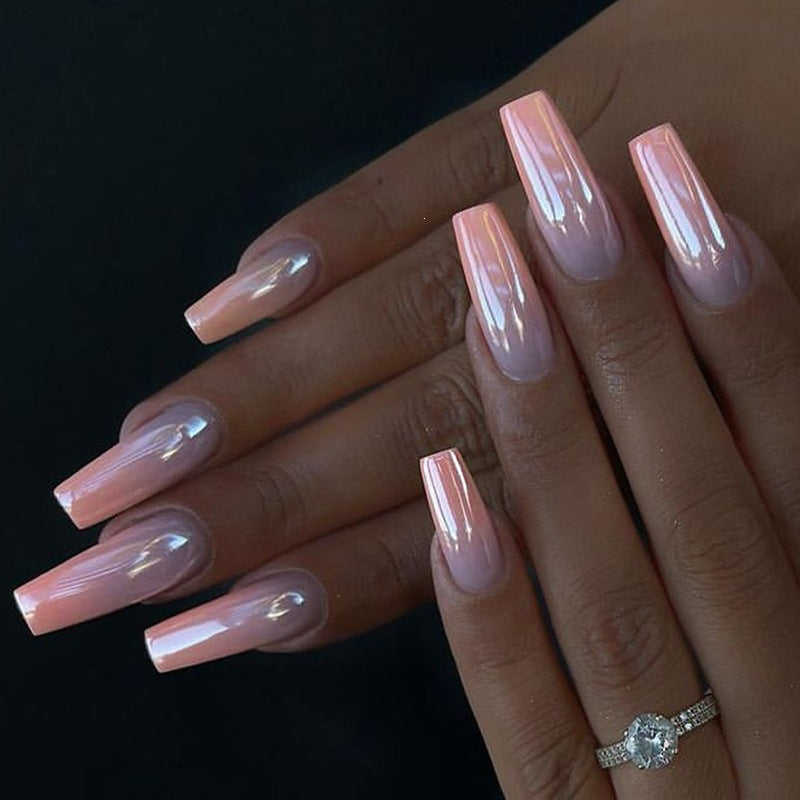 Kunstnagelset mit elegantem Farbverlauf Brehn