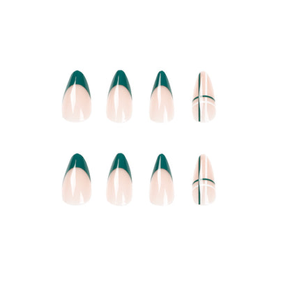 Kunstvolle Nailart mit modernem Geometrie-Design Brehn
