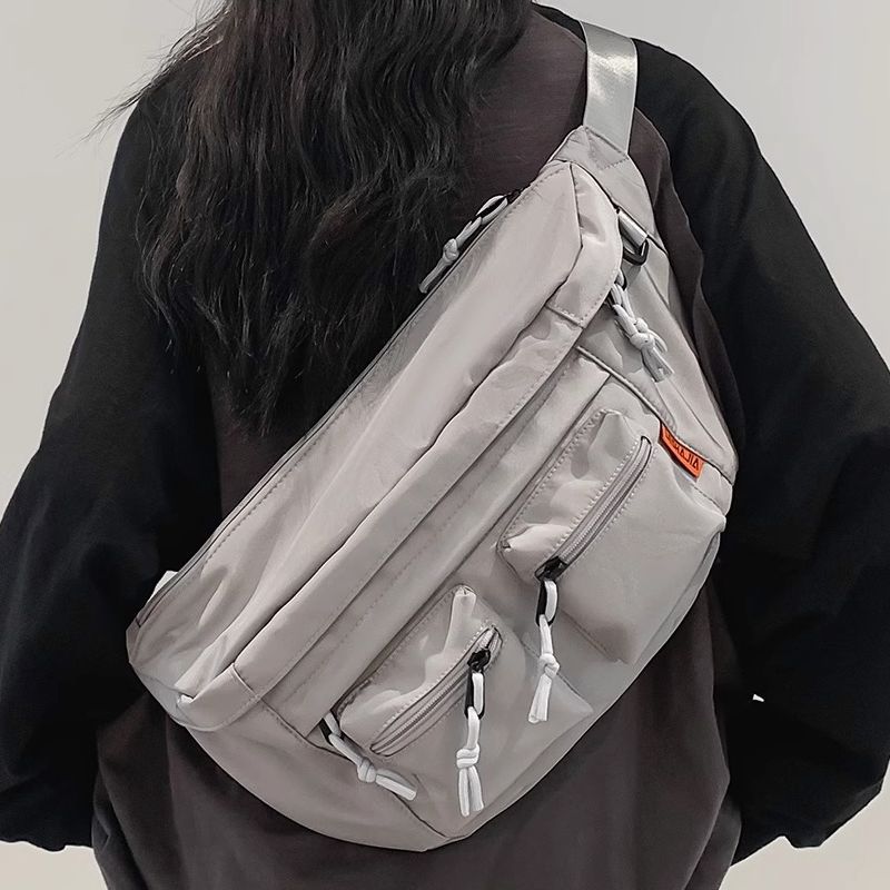 Vielseitige Mehrzweck-Schultertasche Brehn