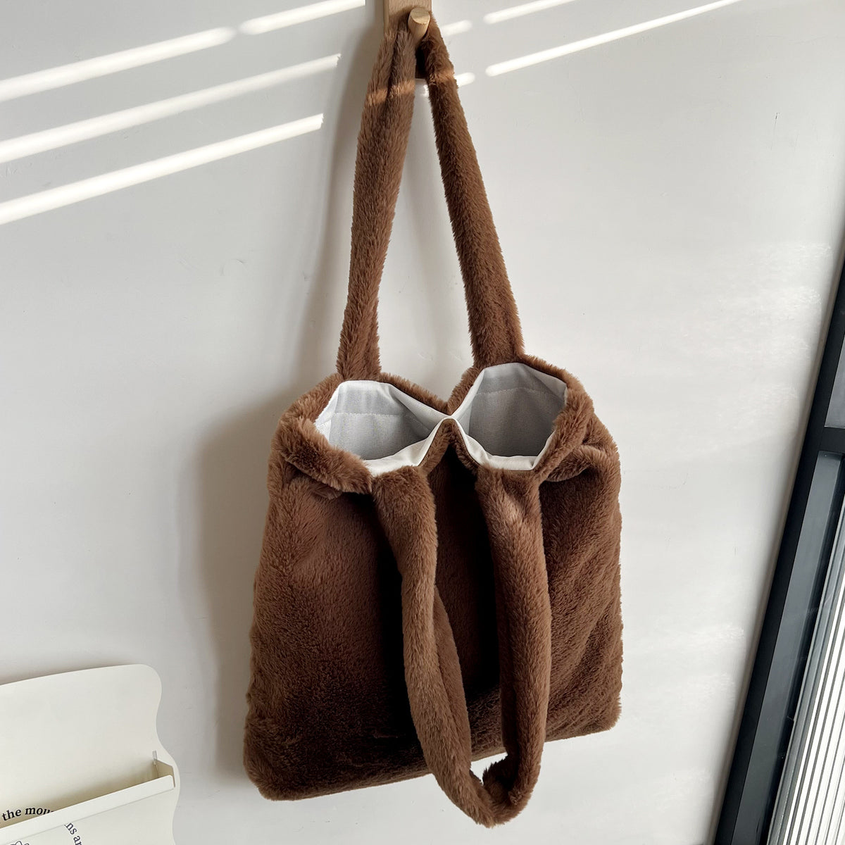 Gemütliche Kunstfell-Tasche