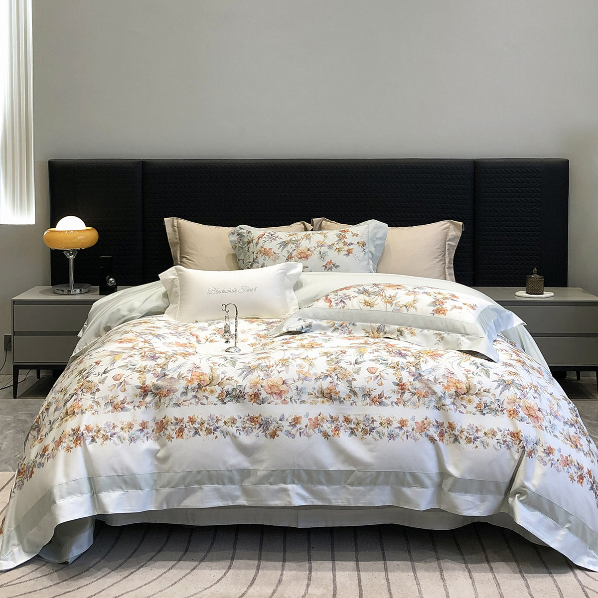 Luxuriöses Baumwollsatin-Bettwäsche-Set mit Tier-Toile-Motiv und Satinkante