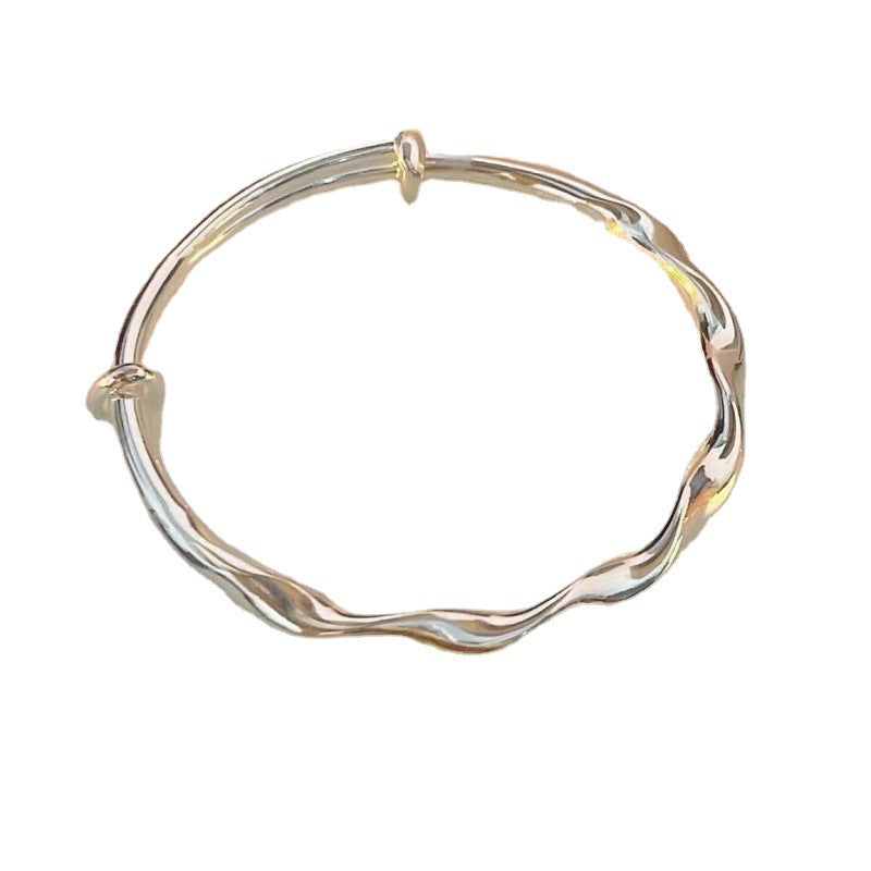 Modebewusster Twisted Metal Armreif Brehn