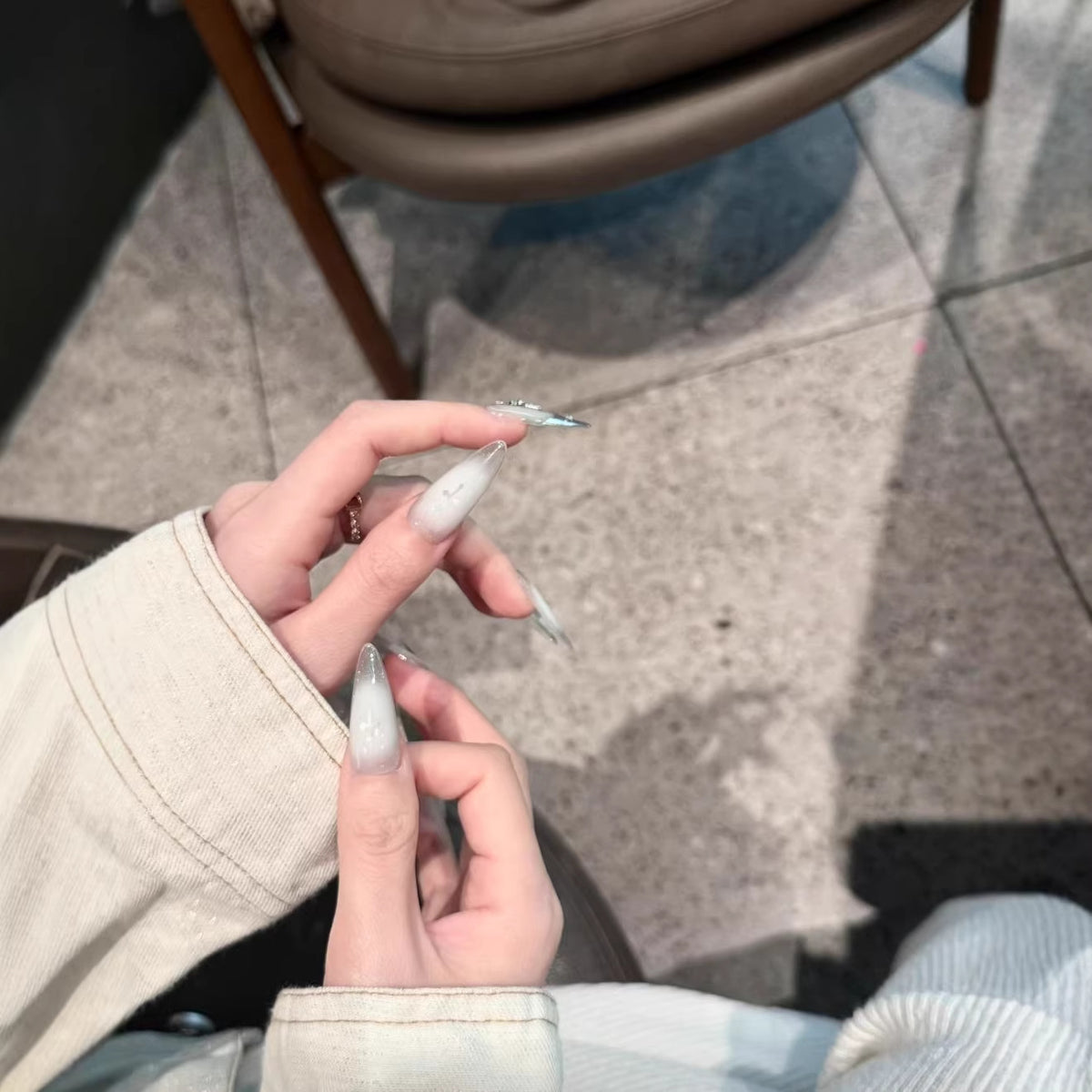 Glamouröse Stiletto-Nagelerweiterungen