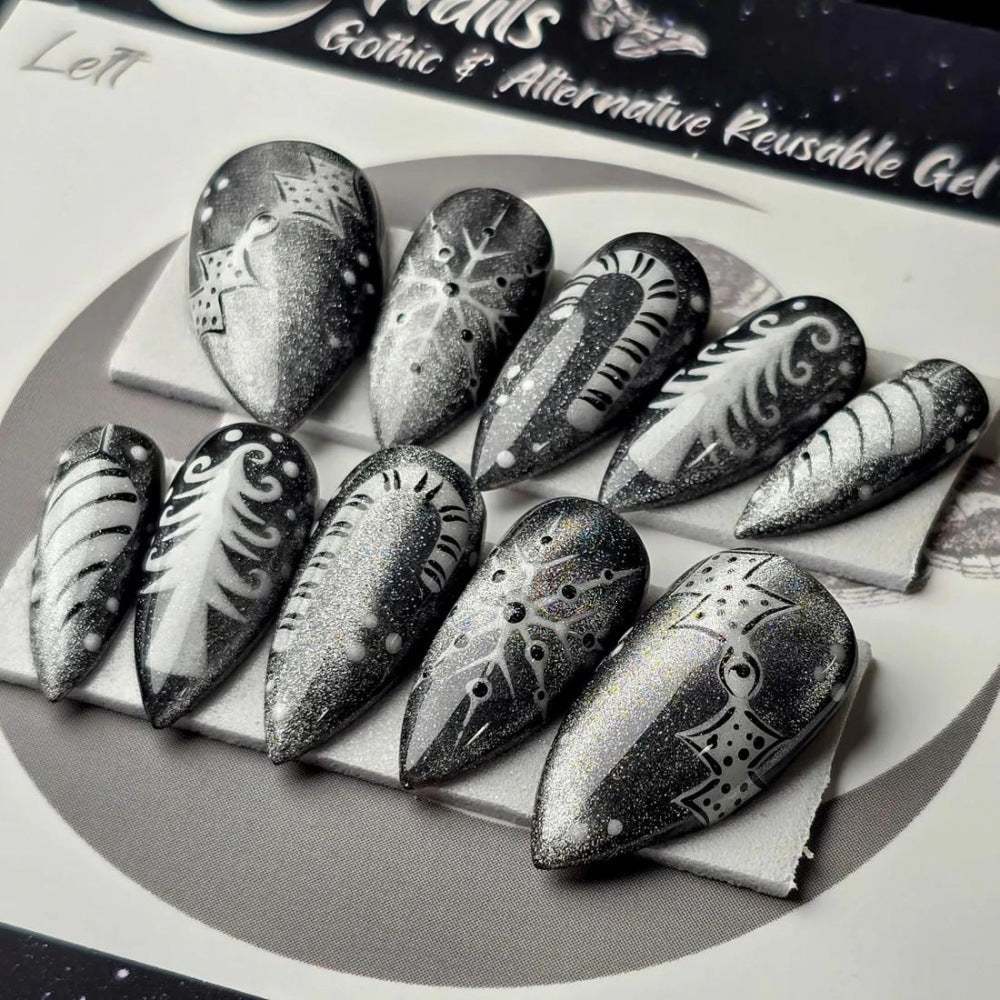 Kunstnägel mit festlichem Winterdesign Brehn