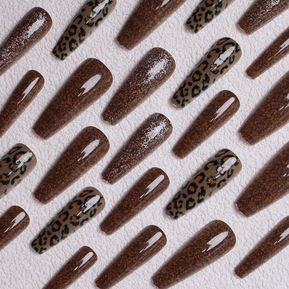 Trendy Press-On Nail Set Brehn