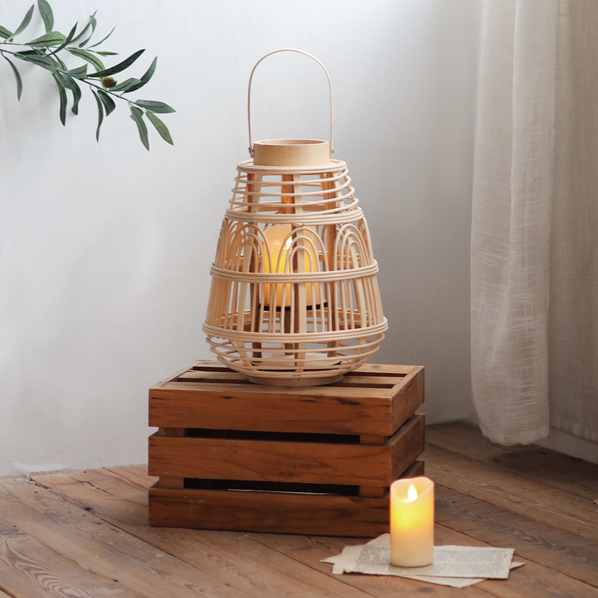 Handgefertigte Rattan-Laterne Brehn