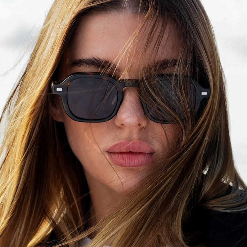 Damen modische quadratische Sonnenbrille mit robustem Design Brehn