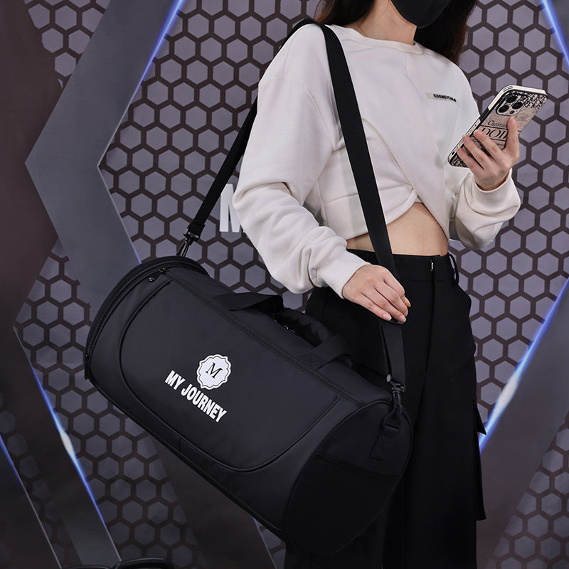 Multifunktionale Reisetasche Mit Geräumigem Innenfach Und Vielseitigen Trageoptionen Brehn