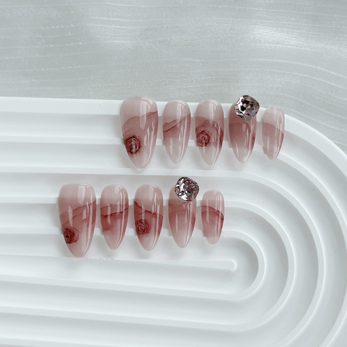 Schmetterlings-verzierte Press-On Nagelset