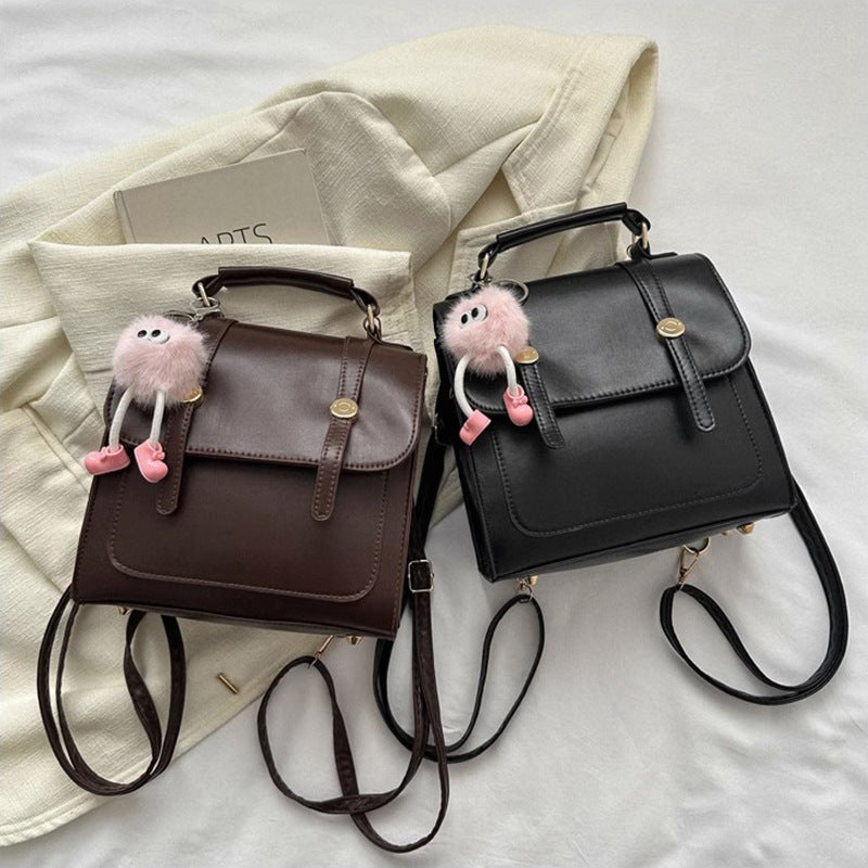 Texturierte vegane Lederhandtasche Brehn