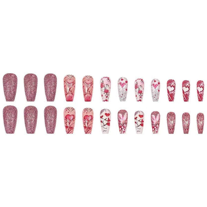 Kunstnagelset mit romantischen Herz- und Blumenmotiven Brehn