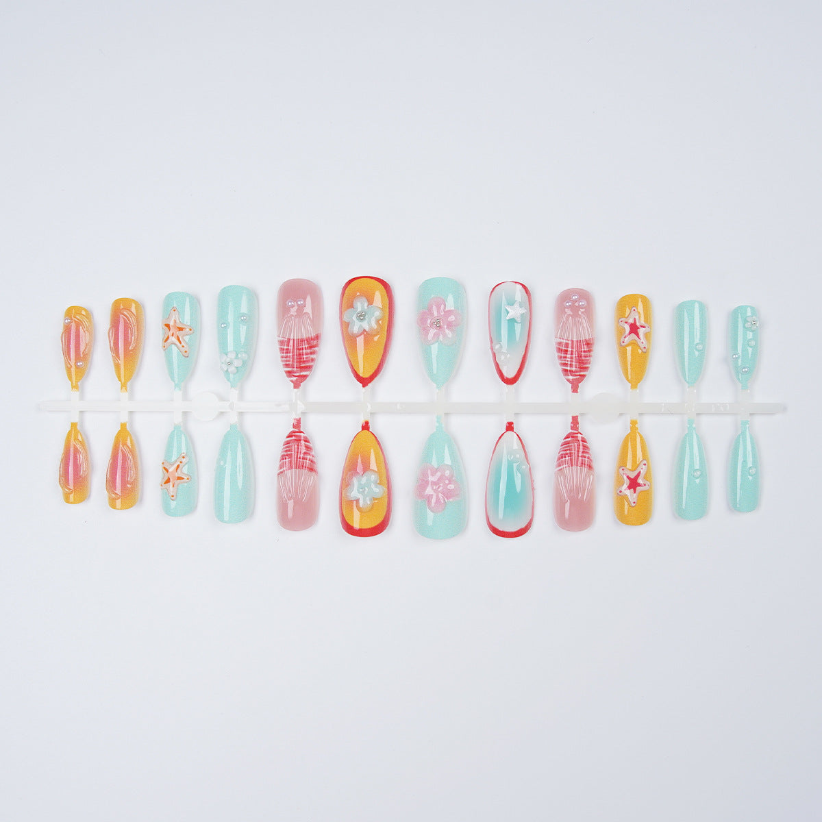 Künstlerische Nagelkollektion Brehn
