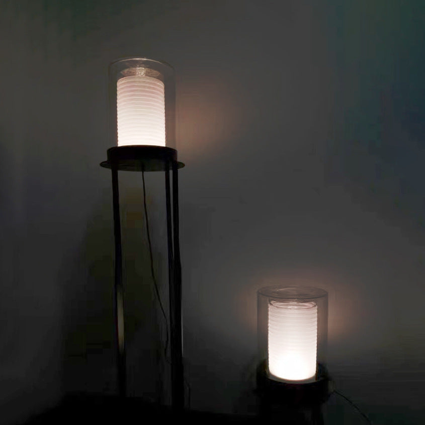 Moderne transparente Tischlampe