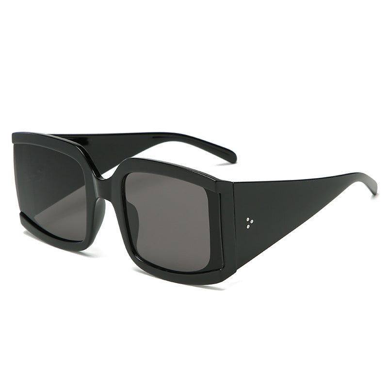 Damen oversized Sonnenbrille im modernen minimalistischen Stil Brehn