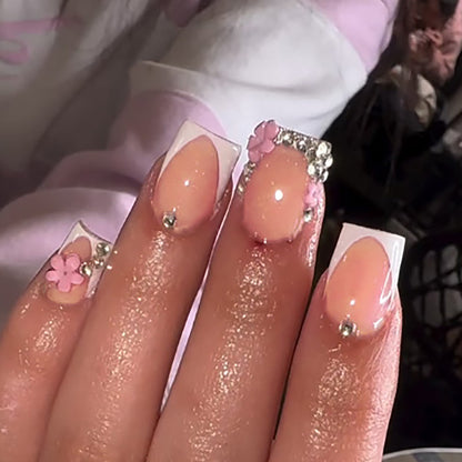 Dekoratives Floral Press-On Nagelset Brehn
