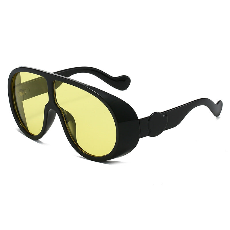 Damen extravagante Sonnenbrille mit stylishem transparenten Rahmen Brehn