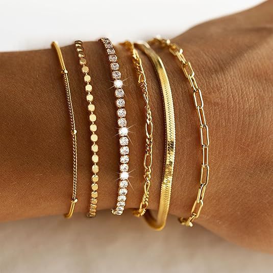 Mehrlagiges Silber Charm Armband Set Brehn