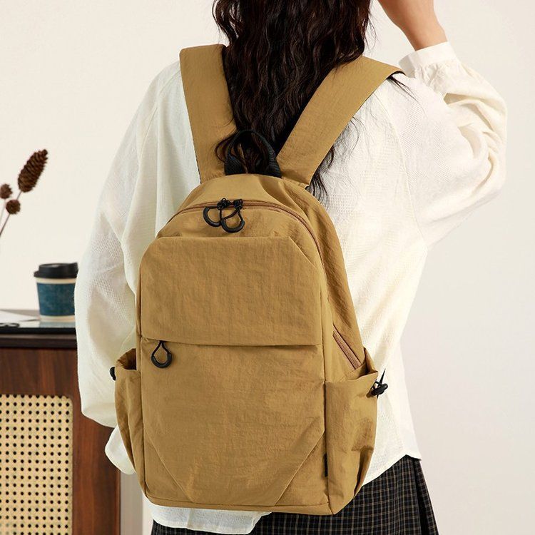 Alltagsrucksack mit Elastischen Seitentaschen Brehn