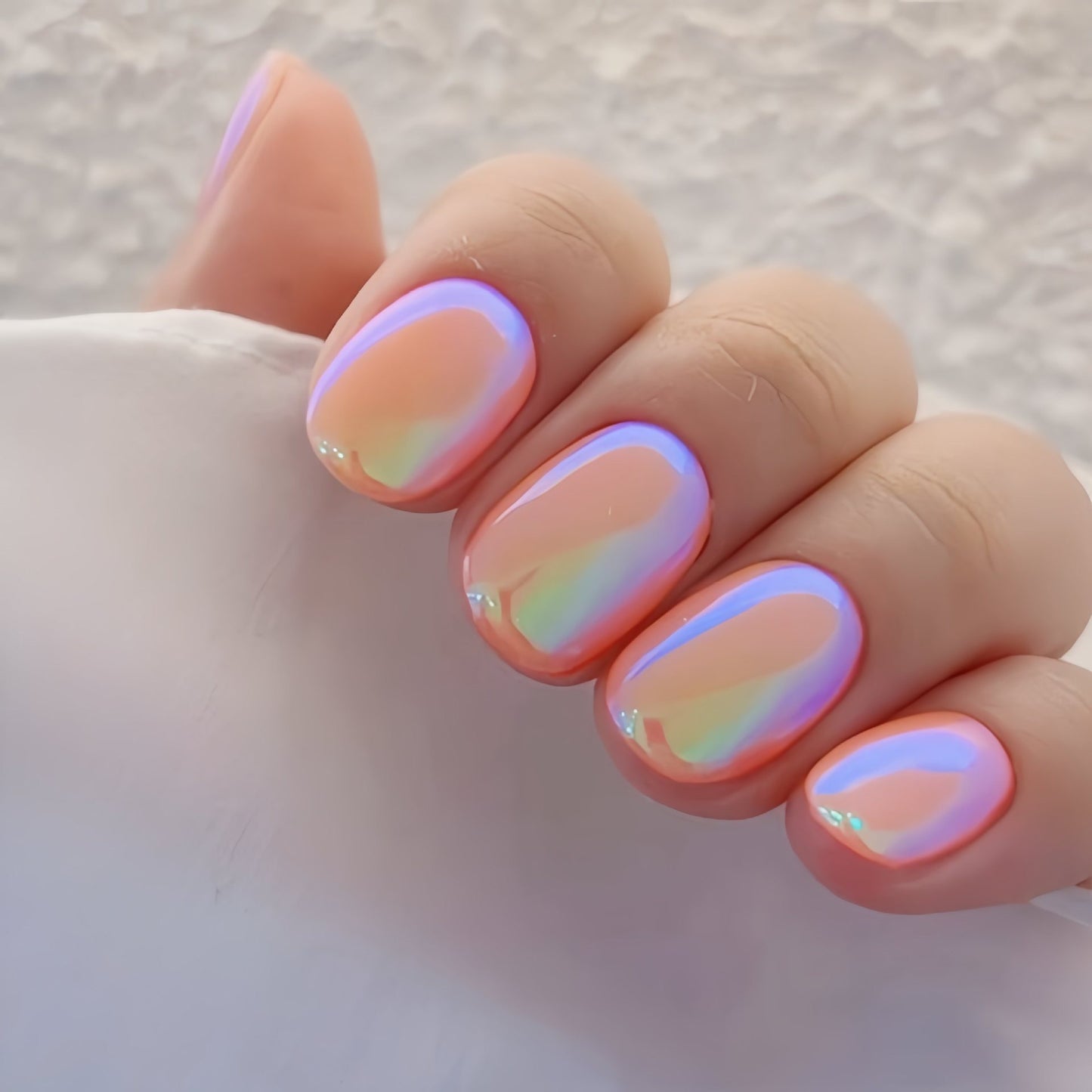 Iridescent Glänzende Nagelspitzen Brehn