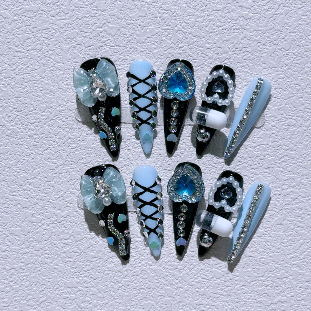 Glamouröse Nagelkunst Verlängerungen