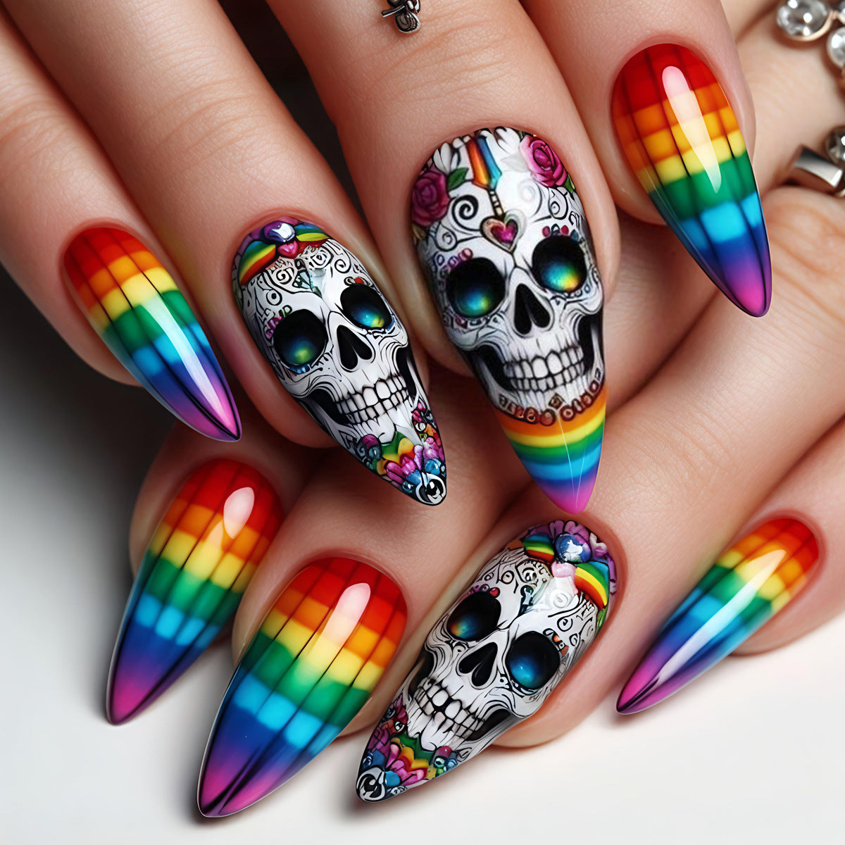 Kreative Kunstnägel mit Totenkopf-Design und Regenbogenfarben Brehn