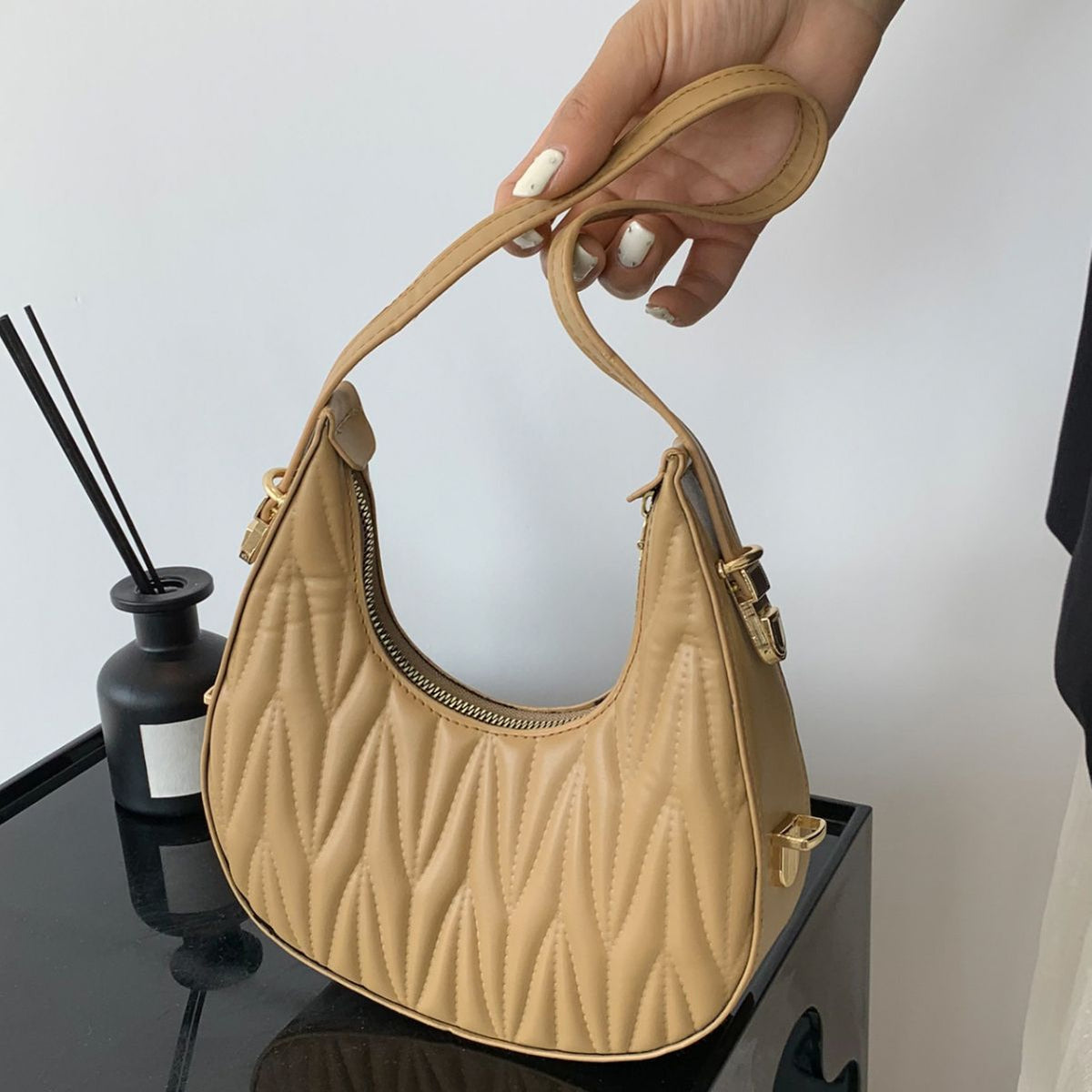 Gepolsterte Mini-Handtasche