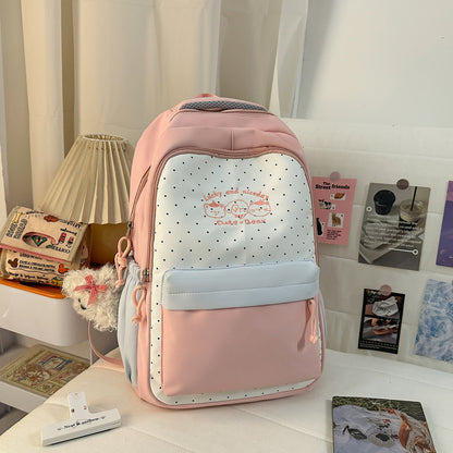 Niedlicher gepunkteter Rucksack