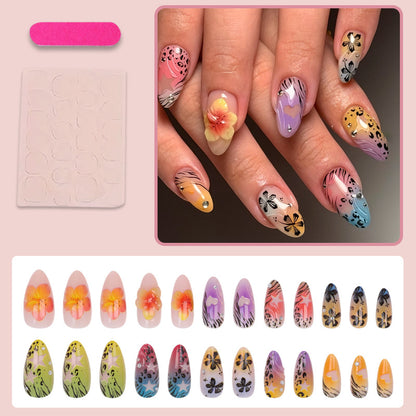 Kunstnagelset mit bunten Blumen- und Leo-Designs Brehn
