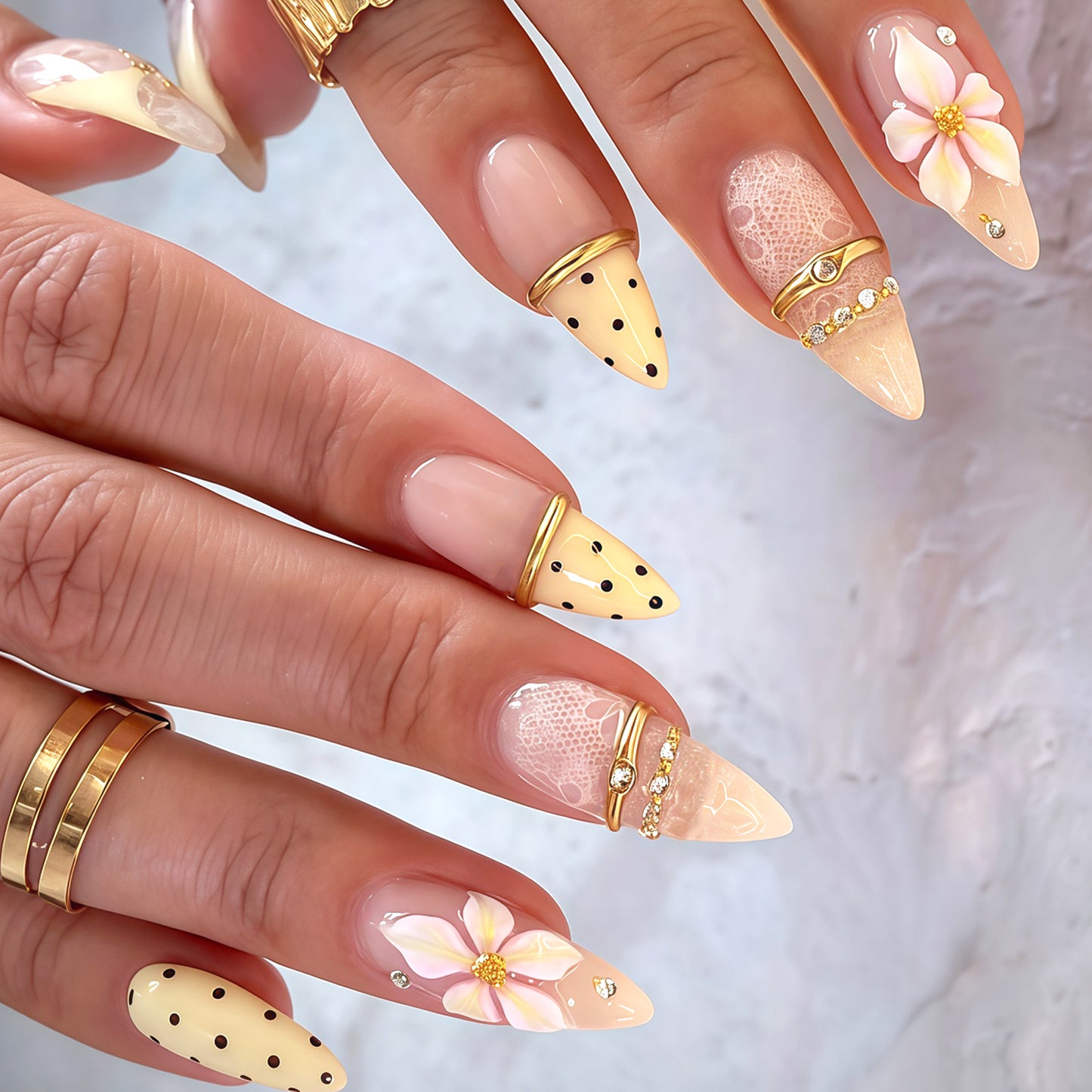 Elegante Florale Design Press-On Nagelspitzen Brehn