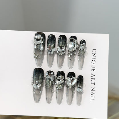 Glamouröses Stiletto Press-On Nageldesign-Set mit Kristallakzenten