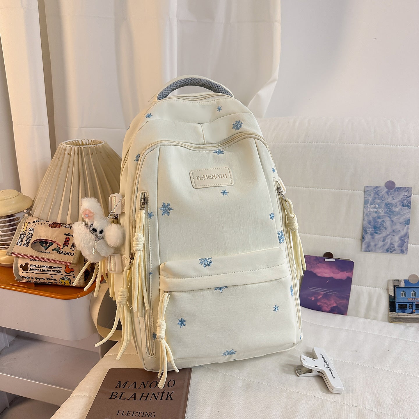 Eleganter floral bestickter Rucksack Brehn