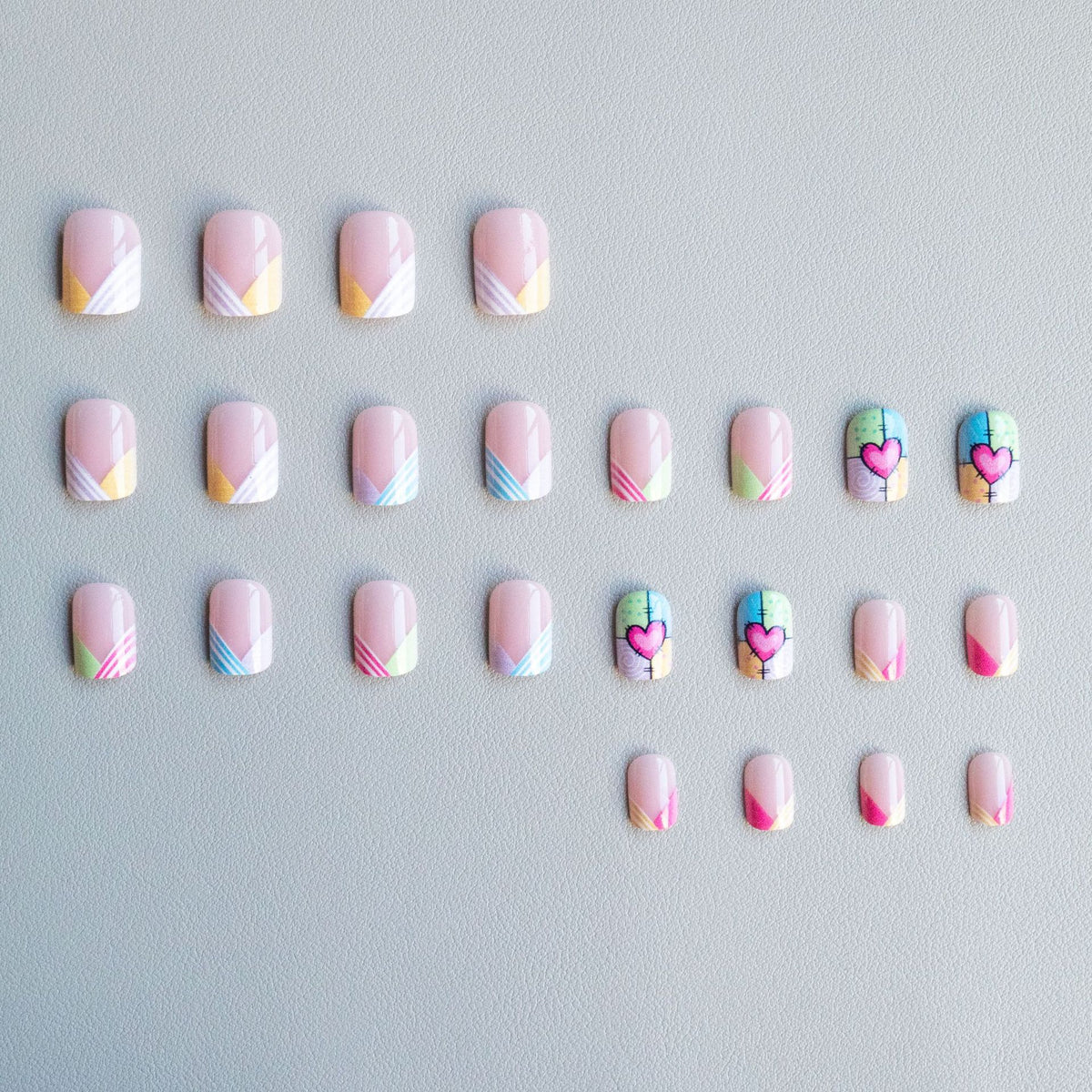 Künstlerisches Herzskizze Nagelkunstset