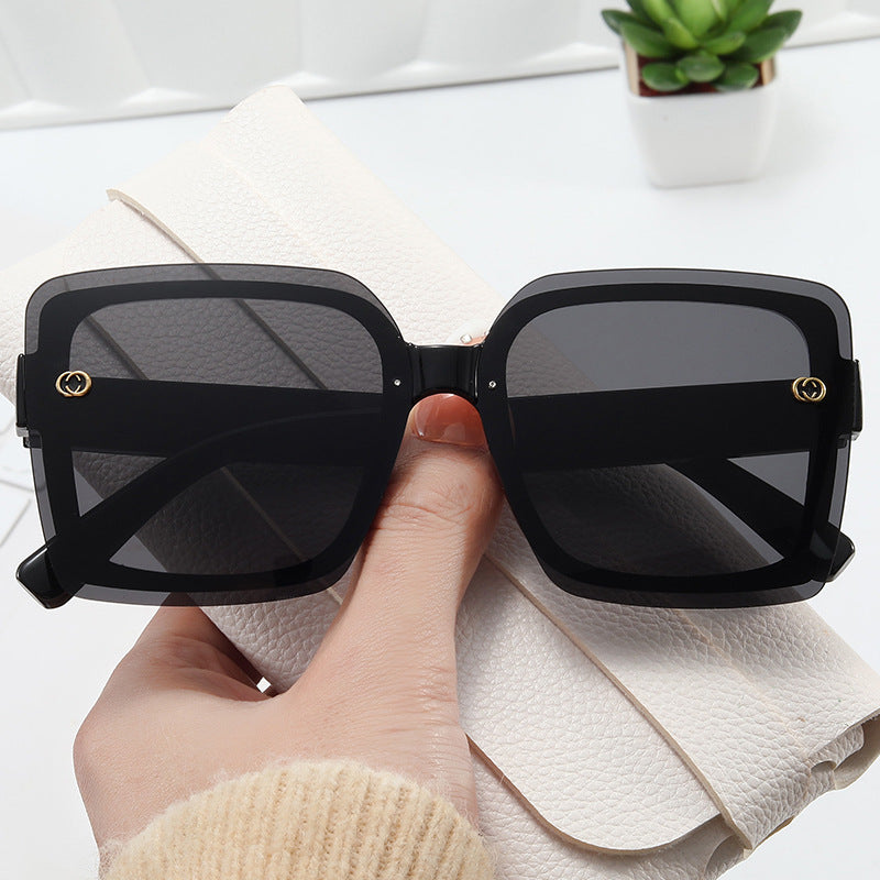 Damen oversized quadratische Sonnenbrille mit elegantem Rahmen Brehn