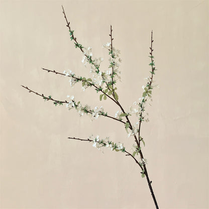 Dekorative Blumenarrangement für Innendekoration