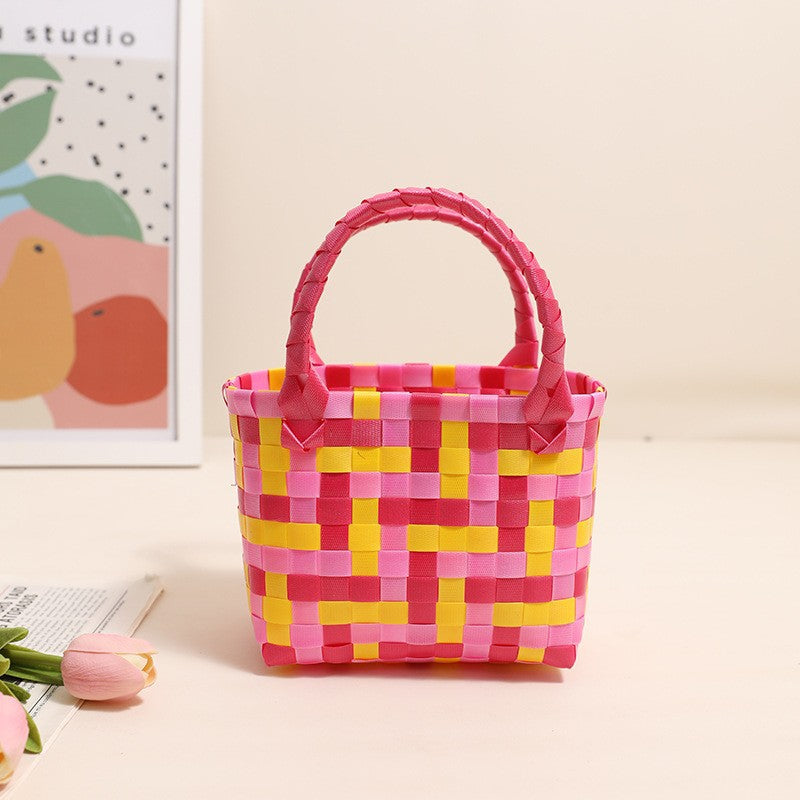 Damen Handtasche aus geflochtenem Kunststoff mit fröhlichem Muster Brehn