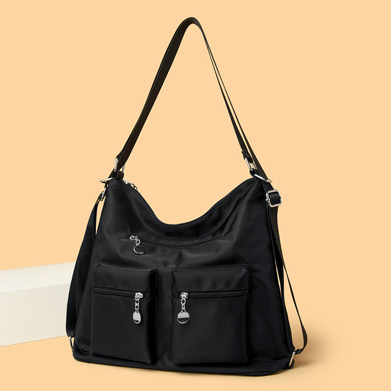 Geräumige Mehrfachtaschen-Schultertasche Brehn