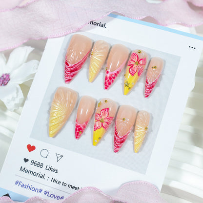Kunstnagelset mit kreativem Blüten- und Wellenmotiv Brehn
