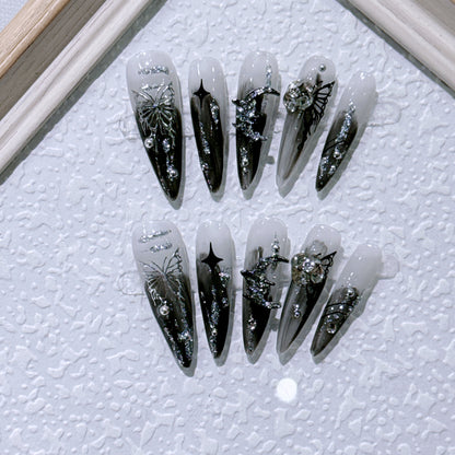 Elegante Druck-Nagelspitzen