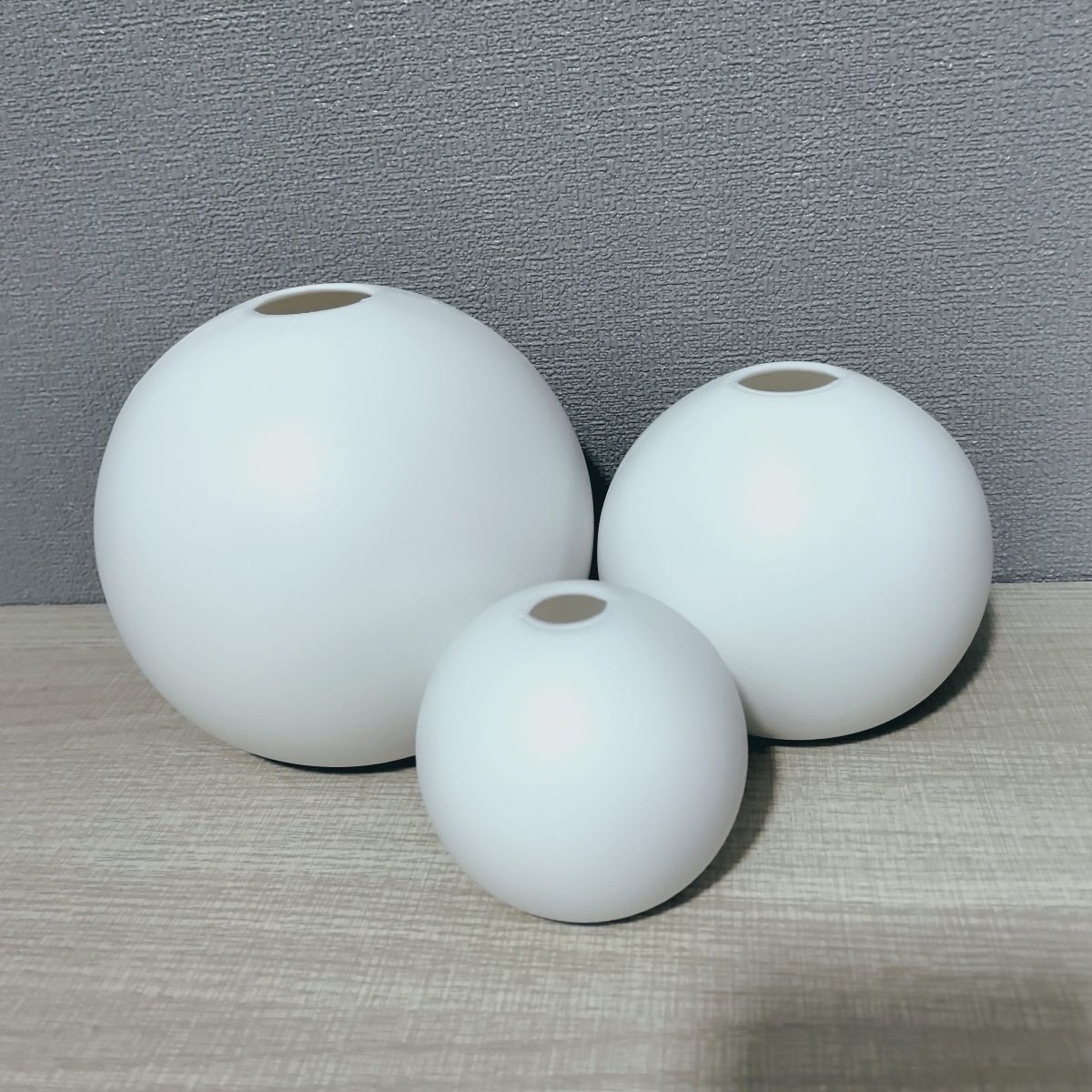 Minimalistische Keramiksphärenpflanzer Brehn