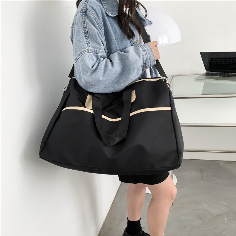 Stilvolle gesteppt Sport-Duffel-Tasche Brehn