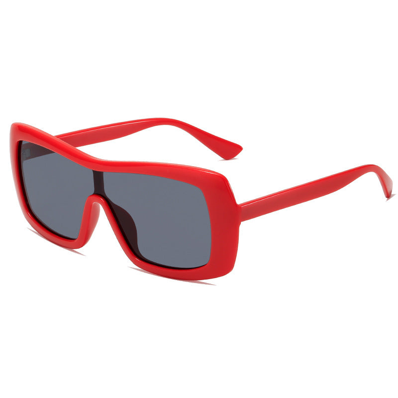 Damen stilvolle Oversize-Sonnenbrille im futuristischen Design Brehn