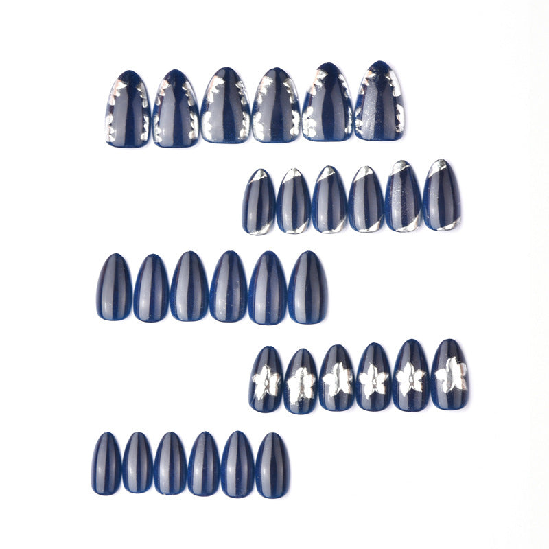 Premium Acryl Press-On Nagelkunst Set mit floralen Akzenten