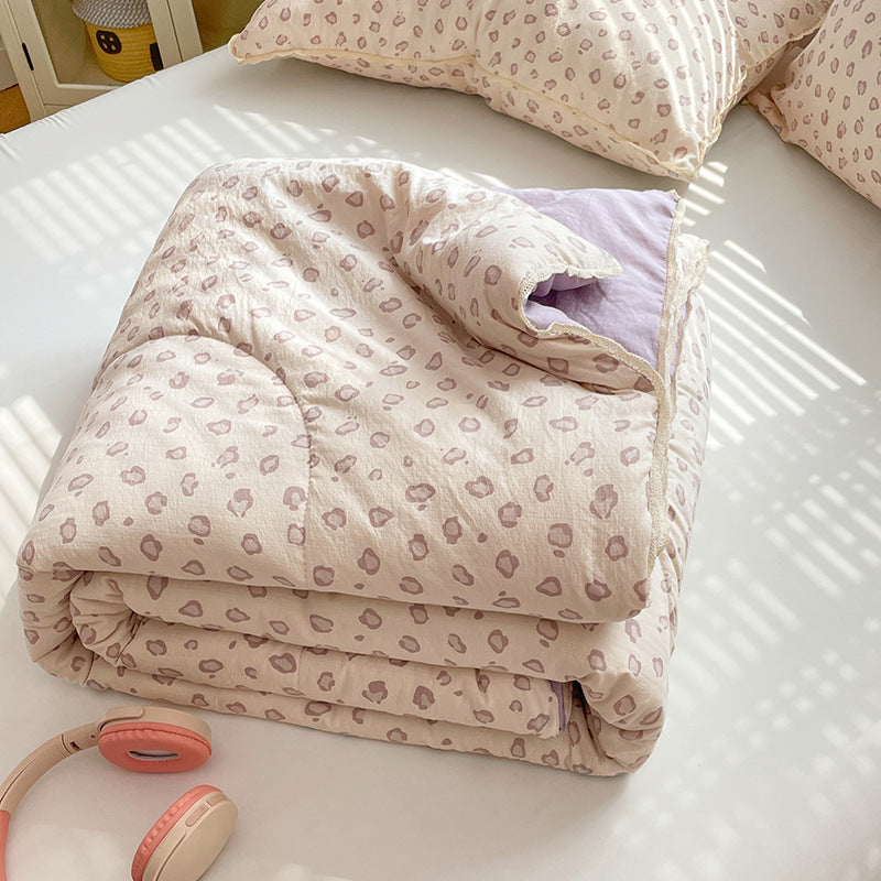 Damen Komfort-Bettdecke mit zartem Blumenmuster und hochwertiger Füllung Brehn