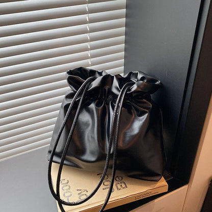 Funktionale Kordelzug-Handtasche